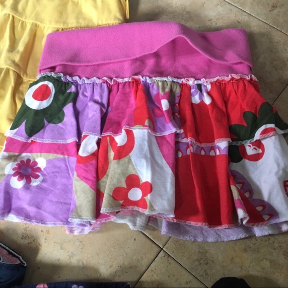 🌟2/$25   BUNDLE Girls clothes!!👚 - Picture 2 of 16